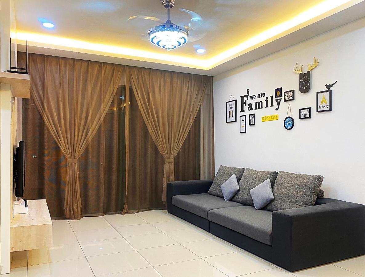 Amadel Residence 爱媄德民宿 1314 Малакка Экстерьер фото
